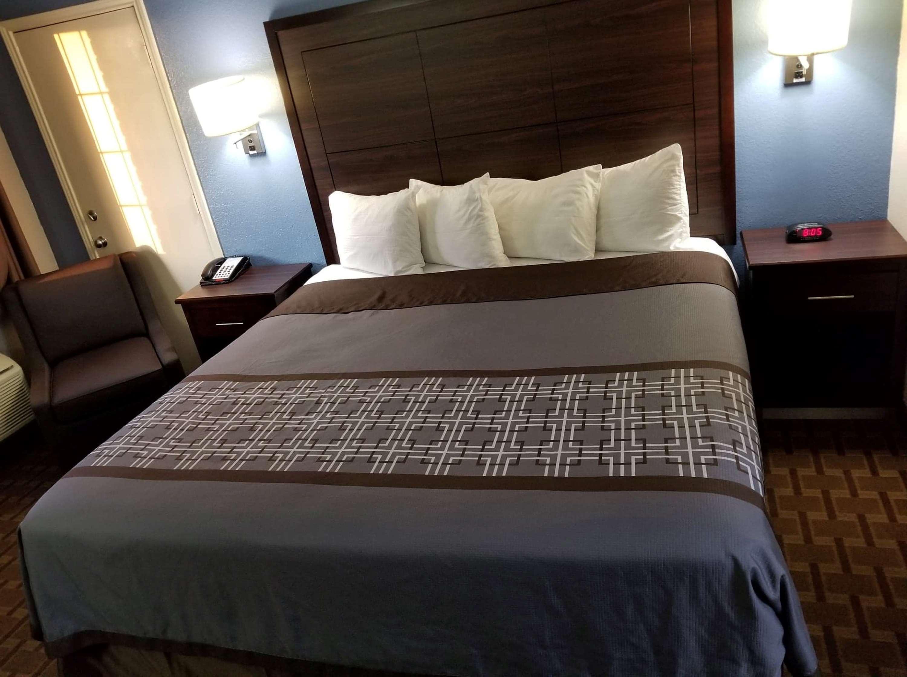 Surestay By Western Hotel 3*