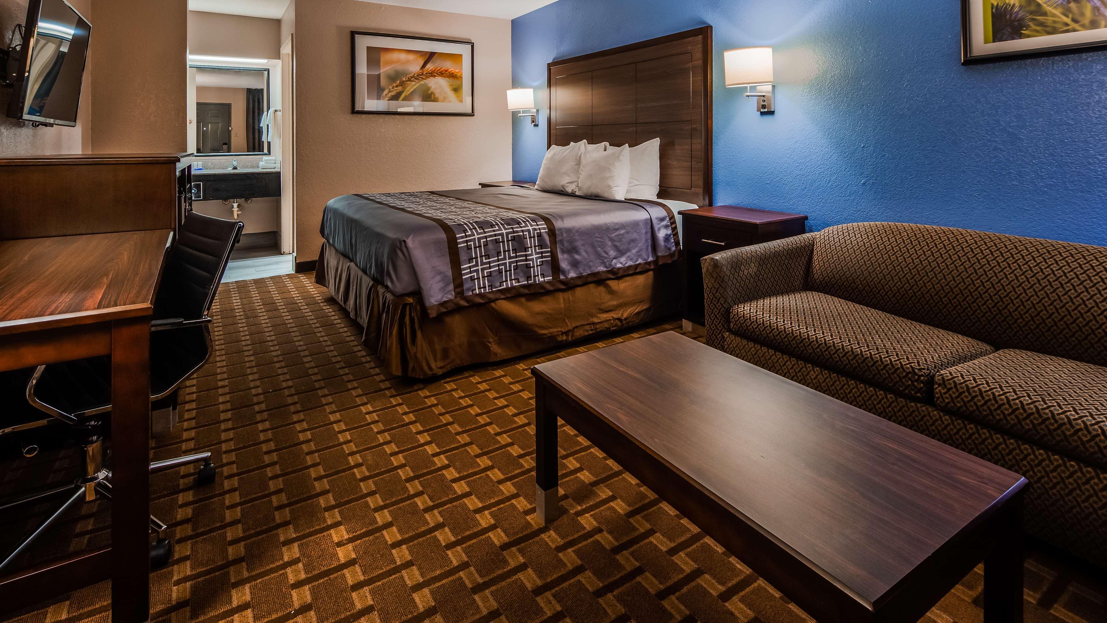 Surestay By Western Hotel 3*