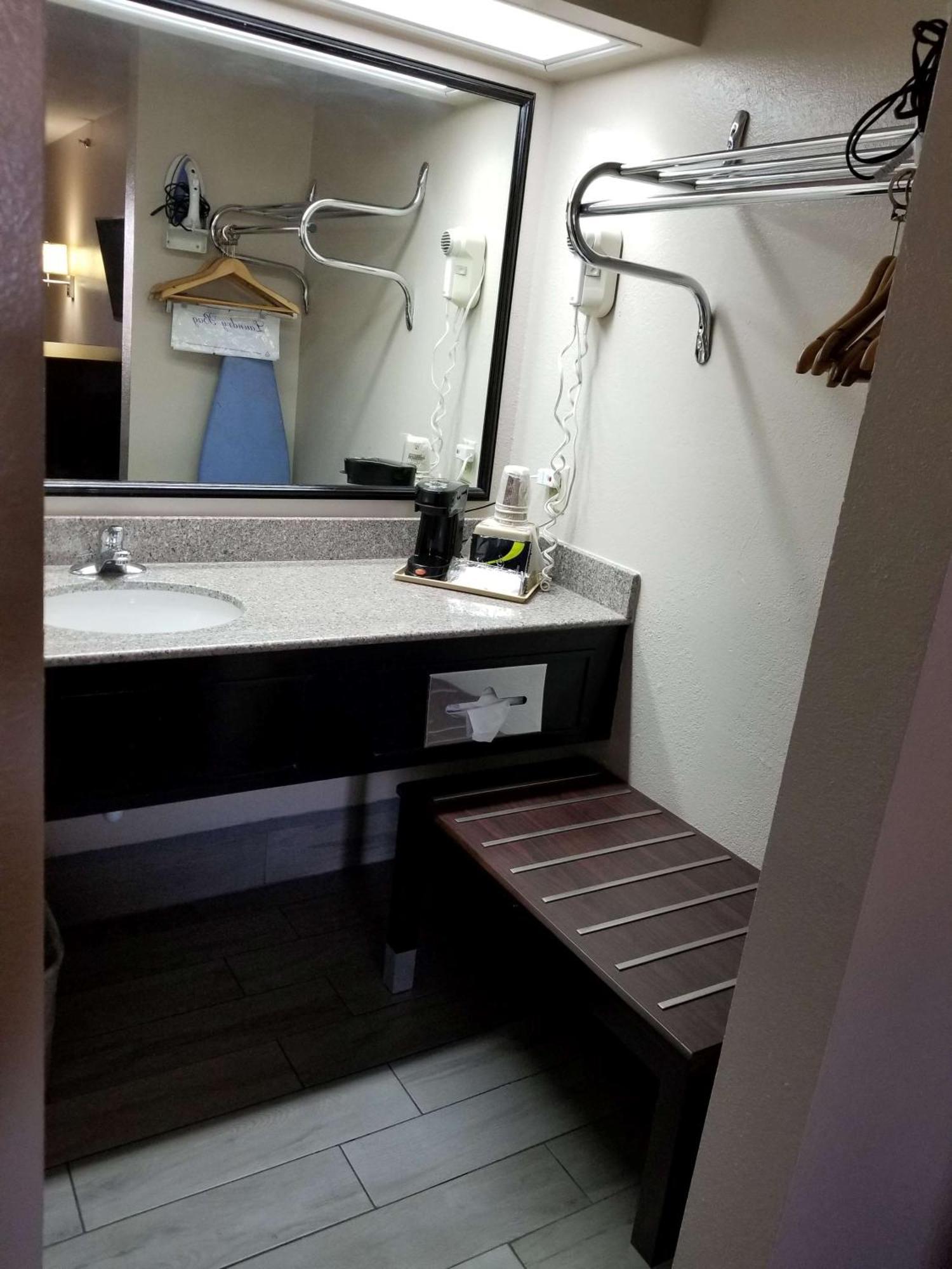 Hotel Surestay By Western