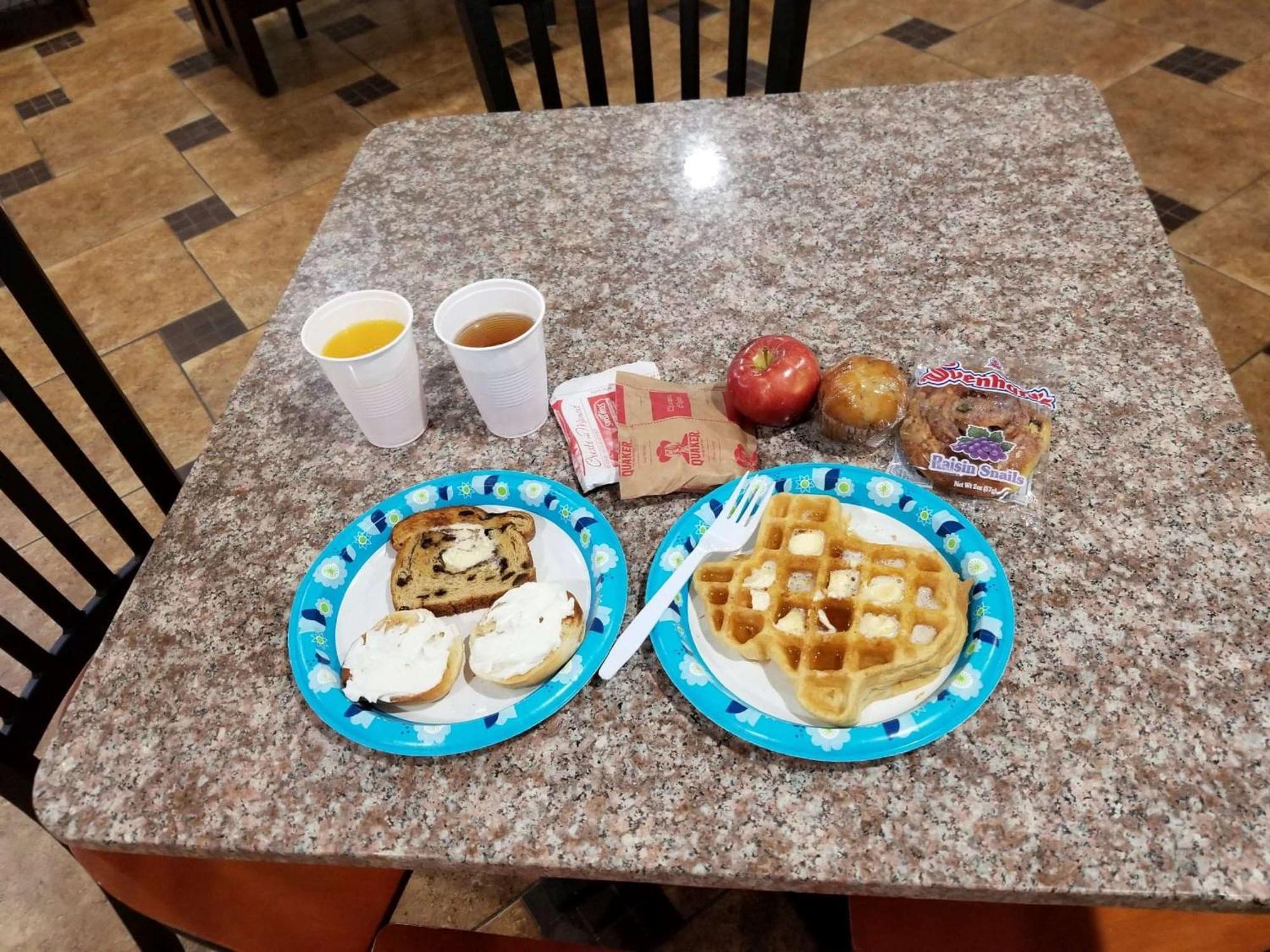 Hotel Surestay By Western Terrell