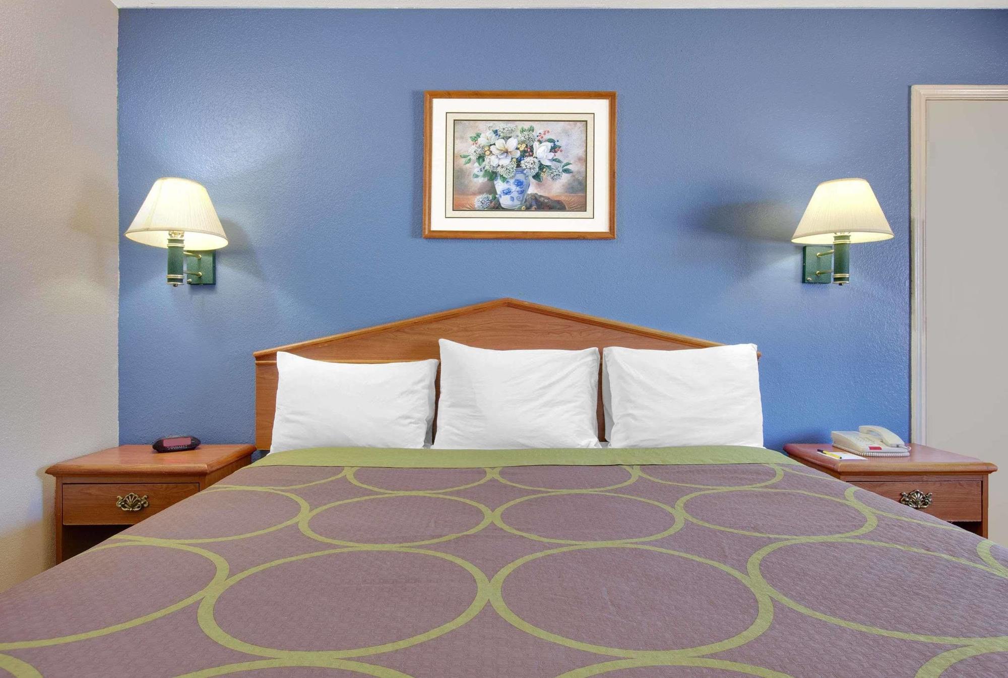 Surestay By Western Hotel 3*